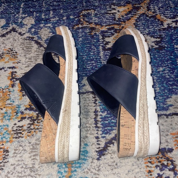 easy street - Maryann Women’s Black Slip-On Wedge Sandals | Size 8W - Picture 9 of 12